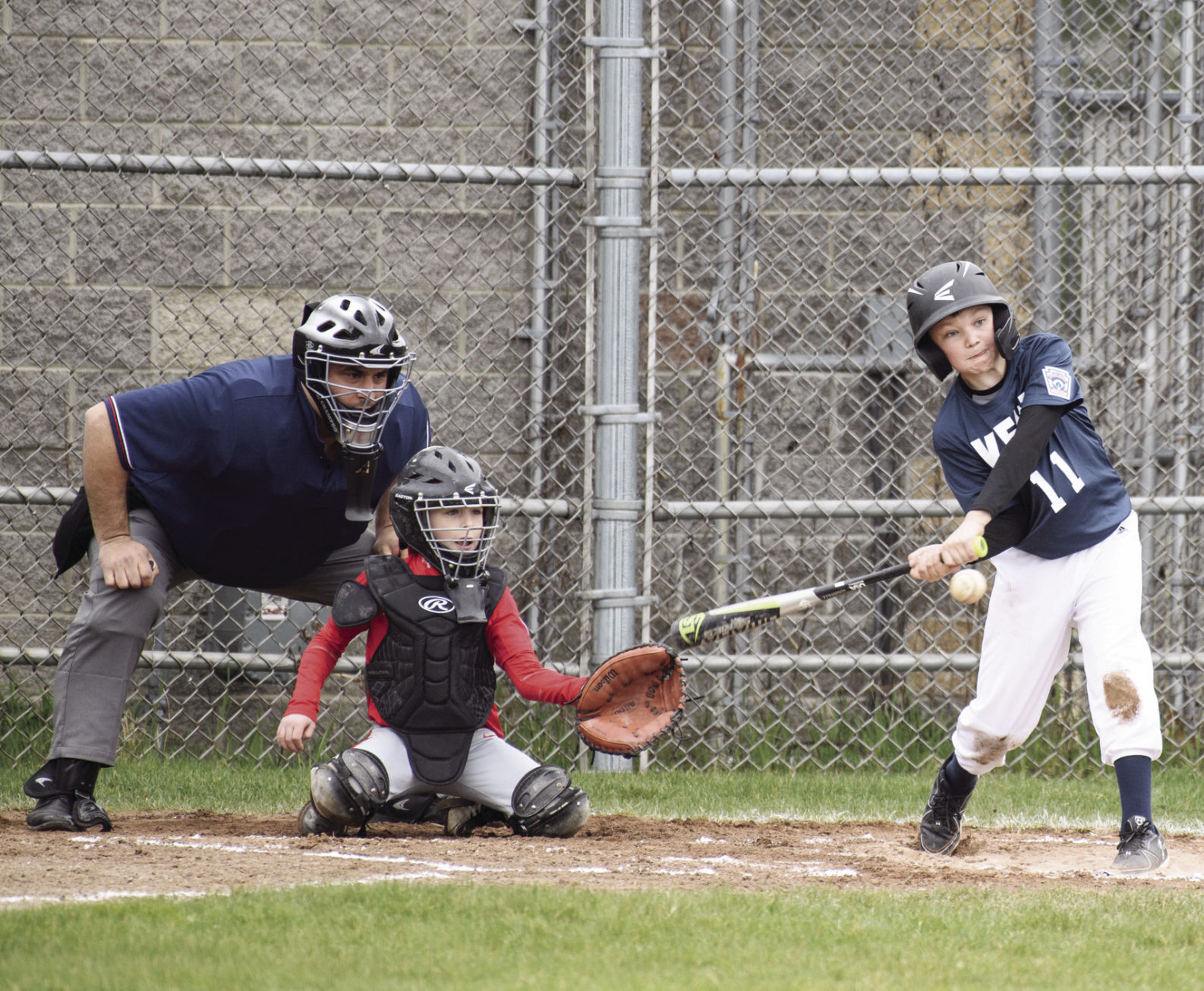 Eyeing the ball